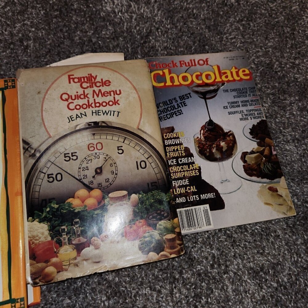 Cookbooks - Picture 4 of 4